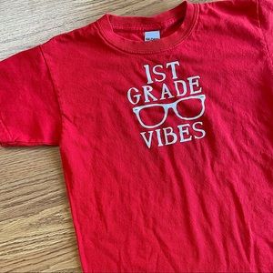 🟢3/$15 “1st grade vibes” 🕶 T shirt